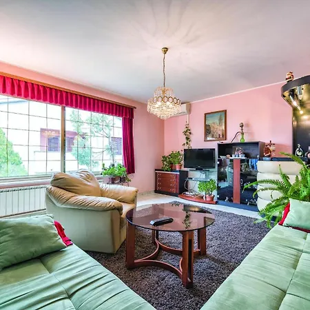Beautiful In With Wifi Apartment