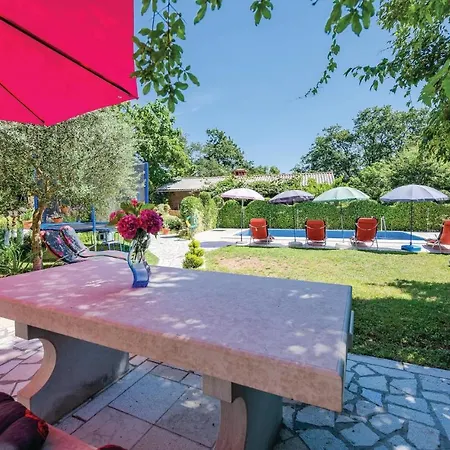 Appartement Apartment Modrusani Modrusani *